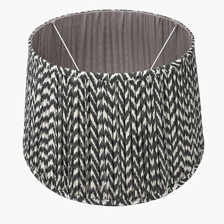 Vienna 35cm Black Chevron Mushroom Pleat Shade