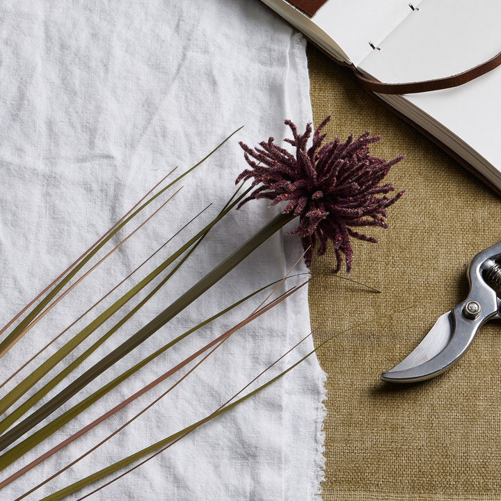 Burgundy Aster Spider Chrysanthemum Stem - Modern Rattan Ltd