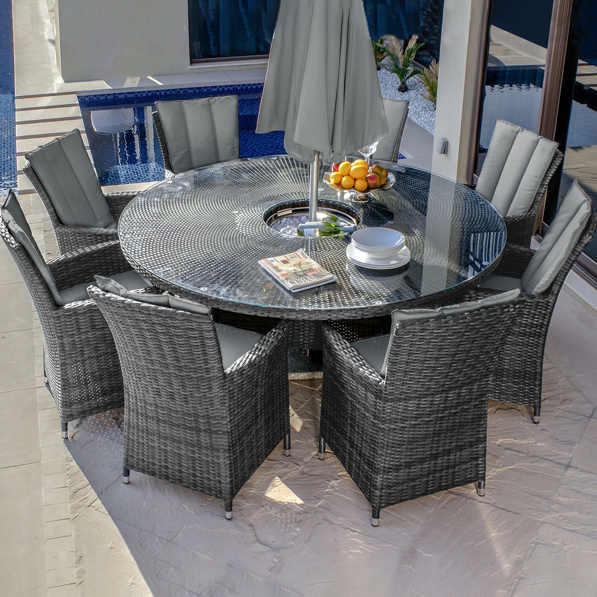 Clearance outdoor deals table and chairs