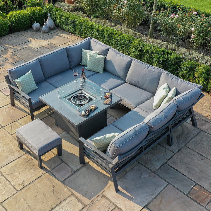 Maze - New York U-Shaped Sofa Set with Fire Pit Table - Modern Rattan